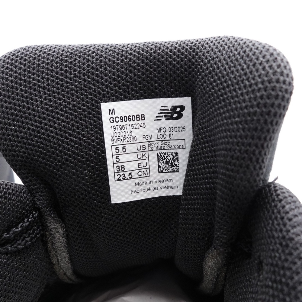 NEW New Balance 9060 Sneakers GC9060BB Black/Phantom - Picture 2 of 7